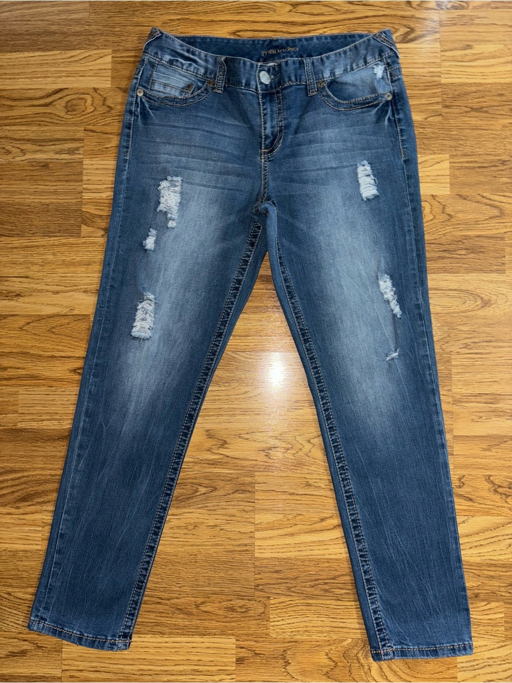 Maurices Light Wash Distressed Skinny Jeans Juniors Size 13/14 Regular Stretch